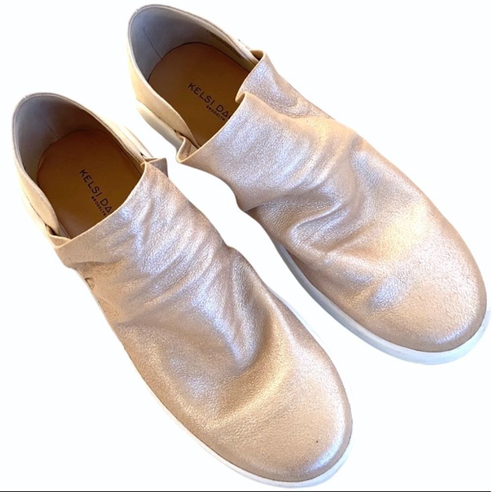 EUC Kelsi Dagger leather Seraphine sneaker